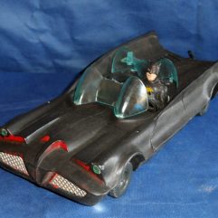 Antigo Carro Batmóvel do Batman anos 60 Plástico Bolha Gulliver