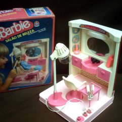 Salão de Beleza da Barbie da Estrela anos 80 na Caixa