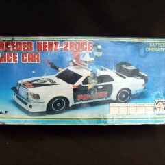 Carrinho Antigo Mercedez Bens 280-CE Police Car na Caixa