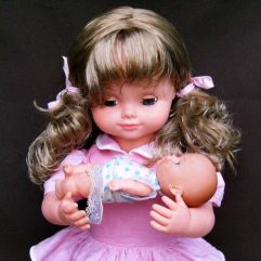 Boneca Antiga Mãezinha da Estrela Vestido Rosa Anos 80