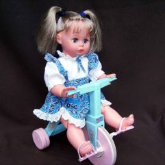 Boneca Antiga Tippy Estrela Anos 80 com triciclo