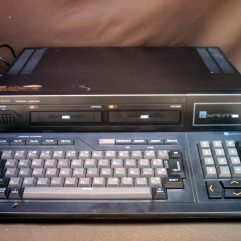 Computador MSX Gradiente Expert 1.1 com Joystick e cabos