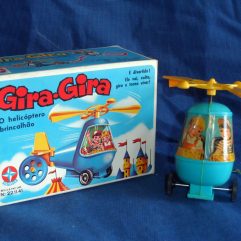 Helicóptero Gira Gira da Estrela dos anos 80 na caixa