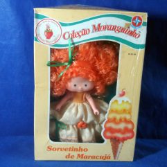 Boneca Sorvetinho de Maracujá Coleção Moranguinho Estrela caixa lacrada anos 80
