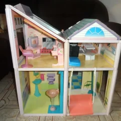Antiga Casa De Bonecas Em Modulos Para Montar Dos Anos 80