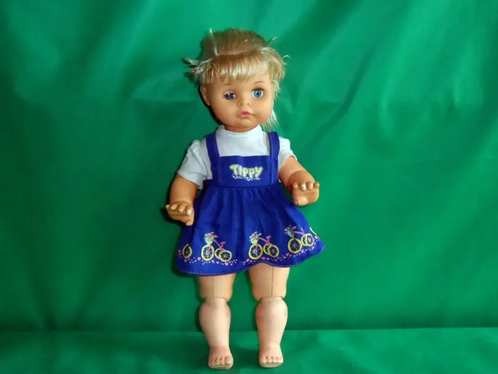Boneca Antiga Tippy Estrela Loira Com Defeito 40cm Altura
