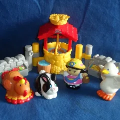 Bonecos Poço Animais Trator Little People Fisher Price Usado