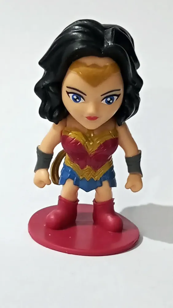 Antiga Mulher Maravilha Miniatura Da Coleção Bobs