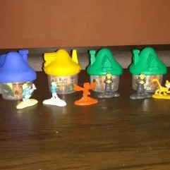 Smurfs Vila Perdida Mc Donalds Lote C/ 6 Casas E 10 Bonecos