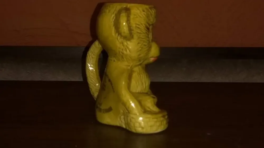 Macaquinho Forma De Caneca Para Refrigerante - Imagem 2