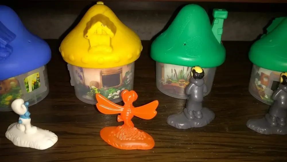 Smurfs Vila Perdida Mc Donalds Lote C/ 6 Casas E 10 Bonecos - Imagem 2