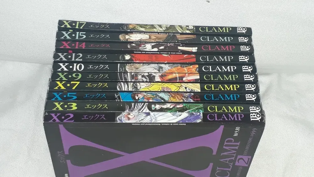 Lote Com 10 Quadrinhos Mangá X Clamp Dos Anos 90 Usados
