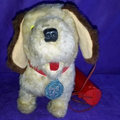 Antigo Cachorro Usado Pipi Da Estrela Com Defeito 20cm