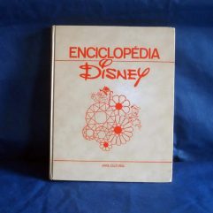 Antigo E Raro Livro Enciclopédia Disney Volume 3 De 1972