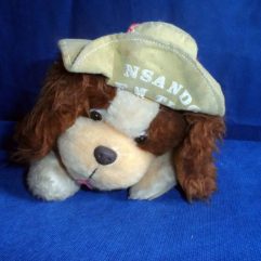 Cachorrinho De Pelúcia Com Chapéu Da Amar É Presentes