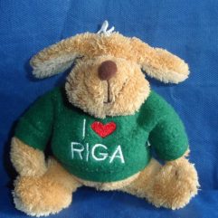 Cachorrinho Pelúcia Usado 12cm I Love Riga Ktr Suvenirs