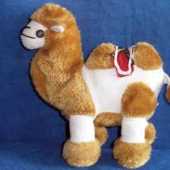 Camelo De Pelúcia Usado Com Defeito Egypt 22cm Comprimento