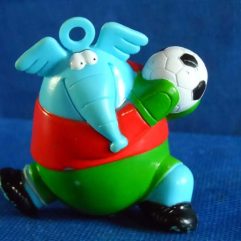 Elefante Azul 5cm Jogador De Futebol Roupa Vermelha E Verde