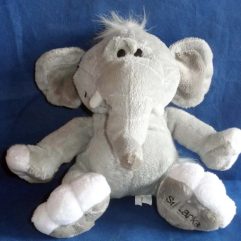 Elefante De Pelúcia Usado Promocional Da Odel Siri Lank