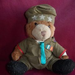 Ursinho Soldado Da Coleção The Family Bears Da Espanha