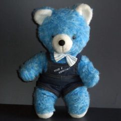 Urso Pelúcia Azul Usado Com Macacão E Gravata Borboleta